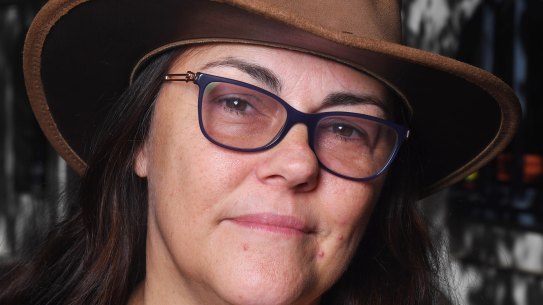 Jocelyn Moorhouse in King's Cross filming the Les Norton series for the ABC.