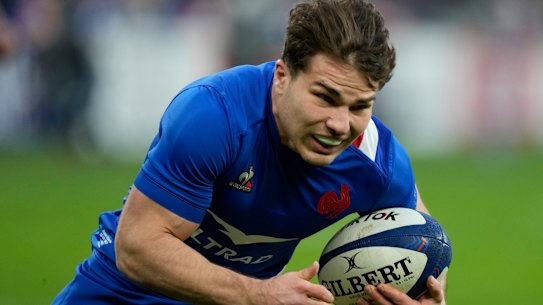 Is French playmaker Antoine Dupont the world’s best player?