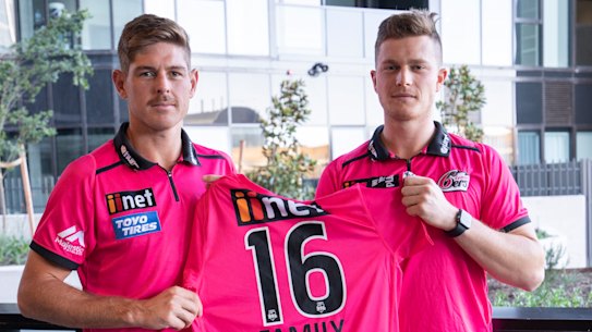 Each Sixers player will wear the words of young cancer patients in place of their names in an effort to raise funds for emergency accommodation for regional youth cancer patients.