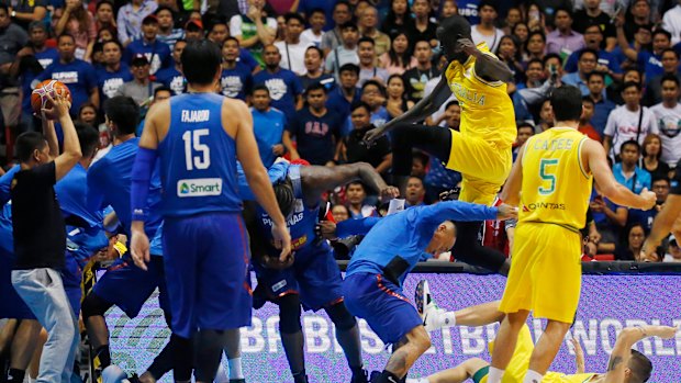 Filipino and Australian basketball players involved in a wild brawl.