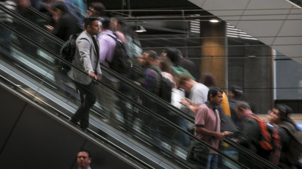 Commuters at the Southern Cross Station between 8am and 9am.