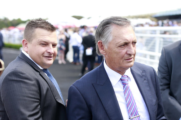 Leading training duo Paul and Peter Snowden.