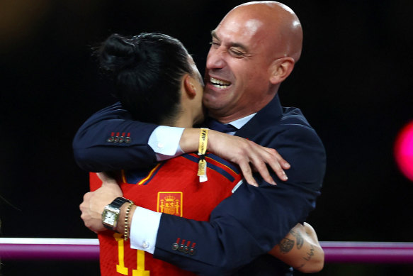 Jennifer Hermoso and Luis Rubiales on the podium in Sydney after the World Cup final on August 20.