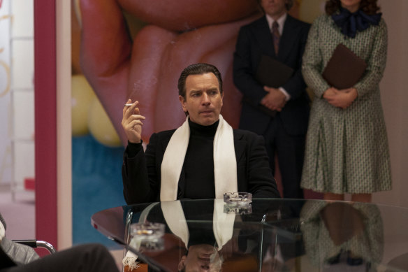 Ewan McGregor as iconic fashion designer Halston in the eponymous Netflix series.