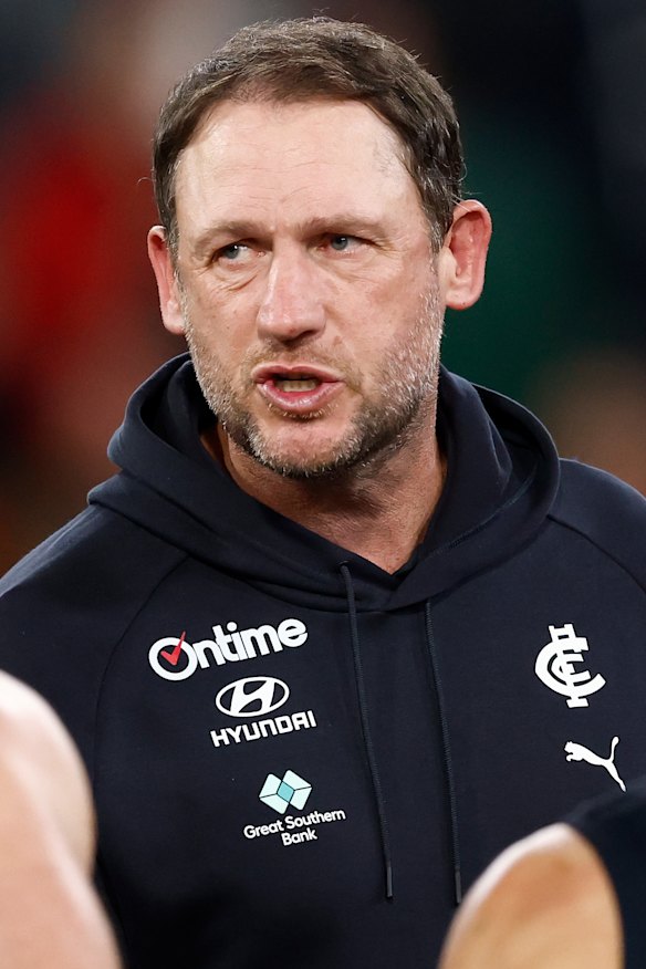 Four on the beat: Carlton's Josh Fraser.