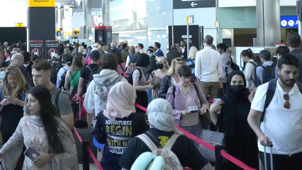 Airports want help to combat fall in international travellers