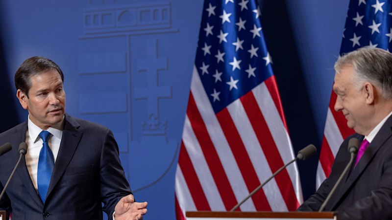 Trump’s best friend in Europe counts on White House to stay in power