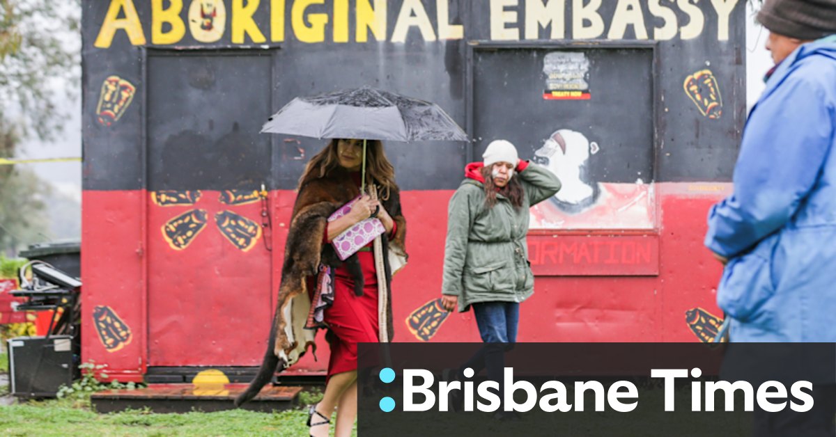 'Freedom' protesters try to take over Aboriginal tent embassy - Vimarsana News