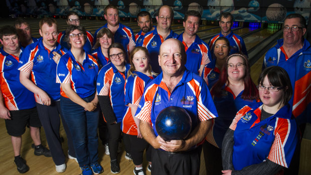 Wizards Bowling League with member Rodney Pearson (centre with bowling ball) at Belconnen Zone Bowling.