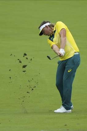 Green grass golf: Australia’s Cameron Smith.