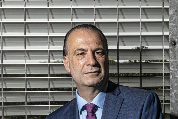 Racing NSW boss Peter V'landys has praised the MRC for continually thinking outside the square.