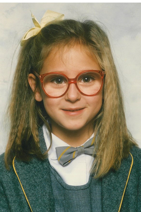 Roxy’s oversized frames, her first fashion moment.