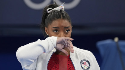 Simone Biles pulls out of individual final