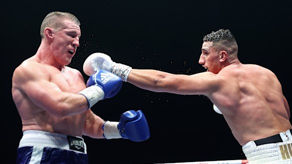 Paul Gallen during his loss to Justis Huni.