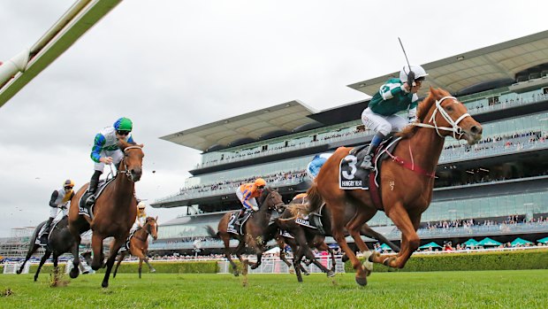 Hungry Heart wins the Australian Oaks.