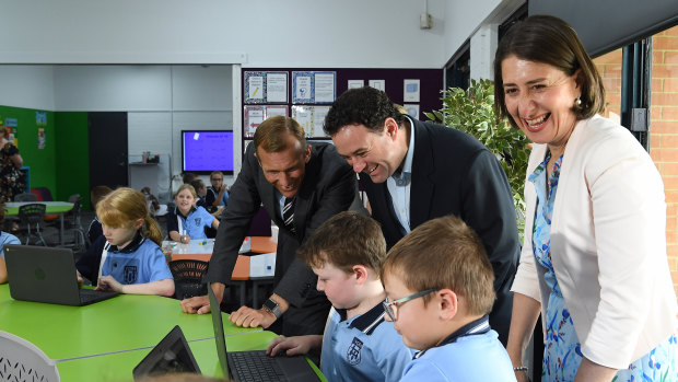 Premier Gladys Berejiklian. Member for Penrith Stuart Ayres and Education Minister Rob Stokes with students at York Public School in Penrith.