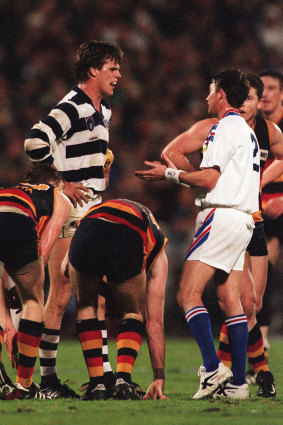 Leigh Colbert questions the umpire after not being awarded the mark.