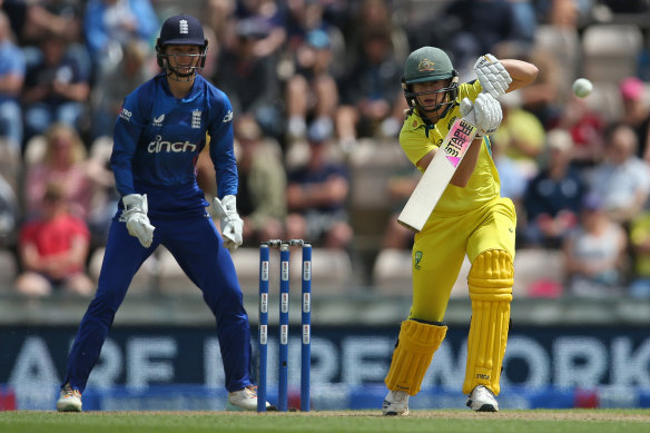 Ellyse Perry en route to 91 runs for Australia 