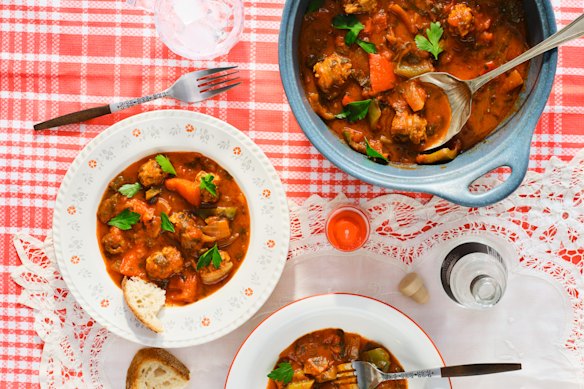 Spetsofai (Greek sausage, tomato and capsicum stew).