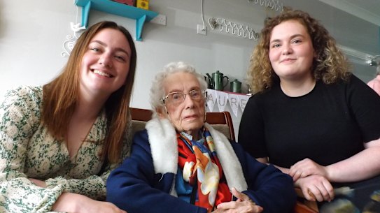 Maureen Sweeney and great-granddaughters Eva (left) and Molly.