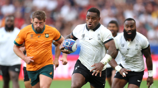 Josua Tuisova scores for Fiji