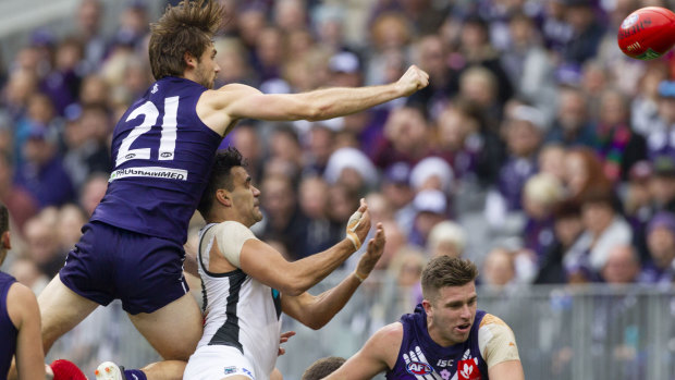 Hamling was delisted from his original AFL outfit Geelong five years ago and is considered free to move anywhere at the end of his current Dockers contract.