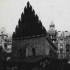 The Altneuschul in Prague in 1934. 