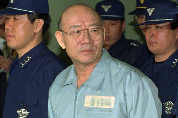 Former South Korean President Chun Doo-hwan, pictured during his trial on corruption charges in 1996.