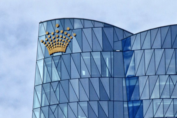 Crown’s shareholders have again reprimanded the company at its annual meeting. 