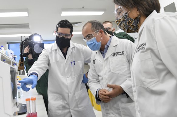 Acting Victorian Premier James Merlino tours the Monash Institute of Pharmaceutical Sciences.