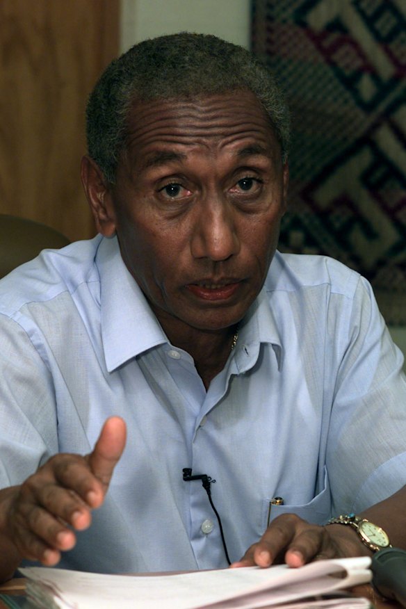 Then PNG prime minister Sir Julius Chan stepped down over the Sandline Affair while an investigation took place and lost the subsequent election.