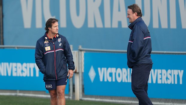 Western Bulldogs coach Luke Beveridge and club great Chris Grant in 2020.