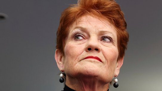 La leader di One Nation Pauline Hanson non è la causa del crollo del sostegno ai principali partiti. Lei è la resa dei conti.