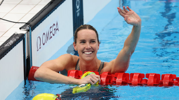 Emma McKeon is all smiles after winning the women’s 100m freestyle final. 