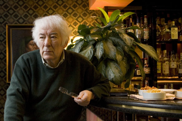 Seamus Heaney in 2008. His poetic gifts put him under the pressure of expectation.