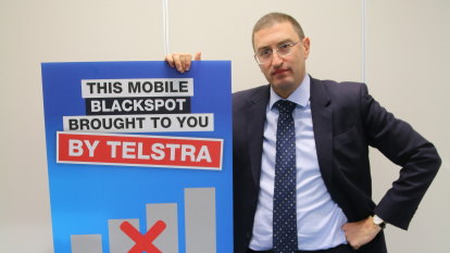 Telco executive bonuses at risk if in-home mobile black spots not fixed: MP’s bill