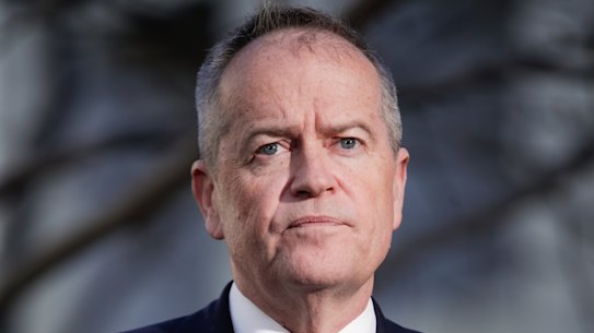 A federal watchdog has ended an investigation against the Australian Workers’ Union that embroiled its former head Bill Shorten.