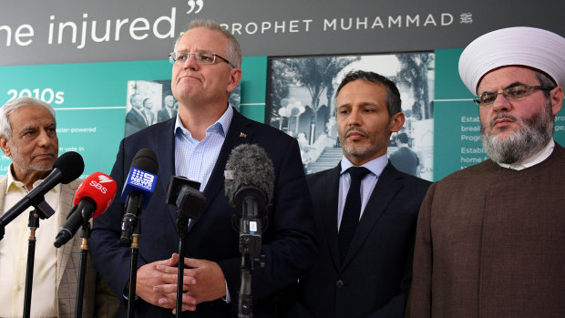 Scott Morrison and leaders from the Australian Muslim community.