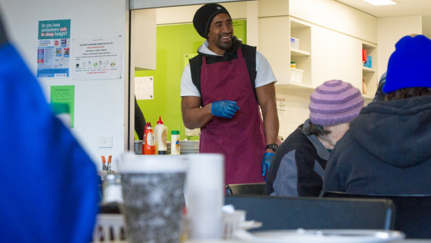 Raiders spiritual leader Sia Soliola is giving heart to the homeless.