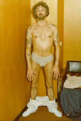 Rodney Collins, also known as 'The Duke', caught with his pants down after he was arrested for murder in 1982. Was his privacy breached in this photo?