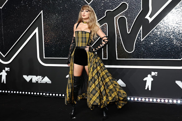 Taylor Swift wears a Dior corset to the 2024 VMAs.