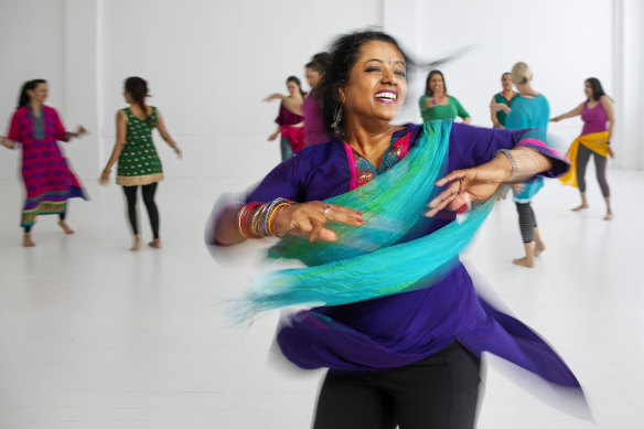 Bollywood teacher Jagriti Bhatia has provided a free online Bollywood dance class, via VicHealth's This Girl can platform, to help get women enjoying movement.