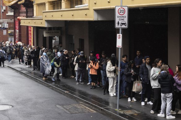 Some people waited in line for up to 30 hours to buy Taylor Swift tickets from the Ticketek box office in Melbourne.