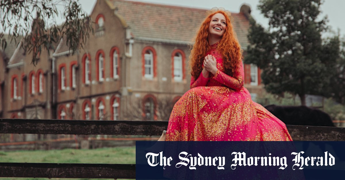 Emma Watkins on her style and ballet-inspired wardrobe - Vimarsana News