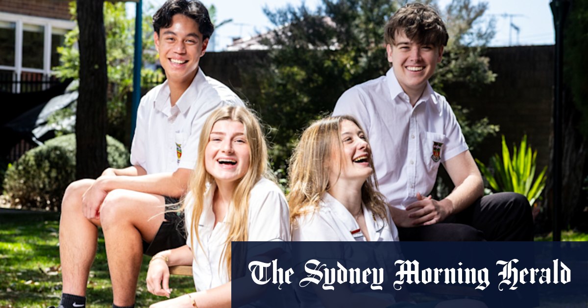 ‘Kinda literally’: HSC English students told to write about 1990s TV