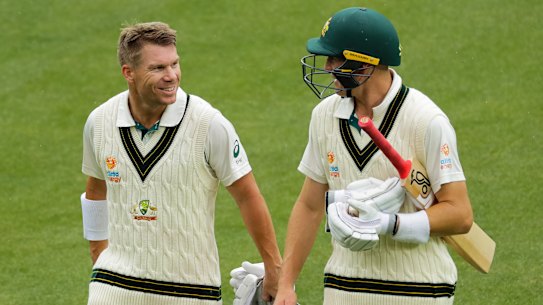 ADELAIDE, AUSTRALIA - NOVEMBER 29: (L-R) David Warner of Australia and Marnus Labuschagne of Australia walk from the ground at the tea break during day one of the 2nd Domain Test between Australia and Pakistan at Adelaide Oval on November 29, 2019 in Adelaide, Australia. (Photo by Daniel Kalisz - CA/Cricket Australia via Getty Images) ADELAIDE, AUSTRALIA - NOVEMBER 29: David Warner of Australia bats during day one of the 2nd Domain Test between Australia and Pakistan at Adelaide Oval on November 29, 2019 in Adelaide, Australia. (Photo by Mark Brake - CA/Cricket Australia via Getty Images)