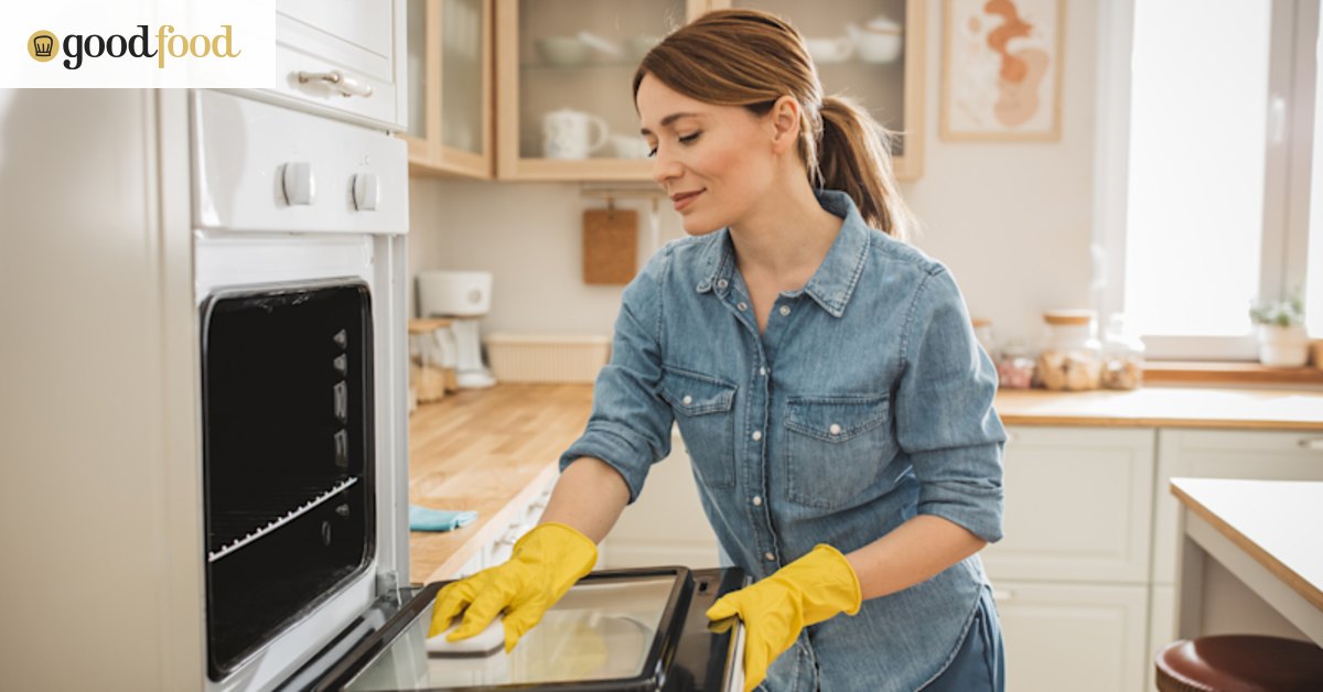 How to clean your oven in five easy steps