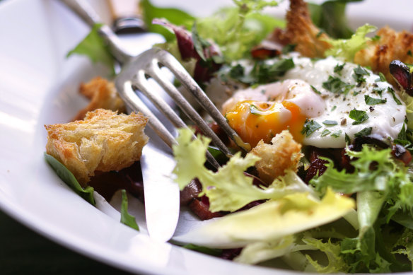 Stephanie Alexander’s salade aux lardons.