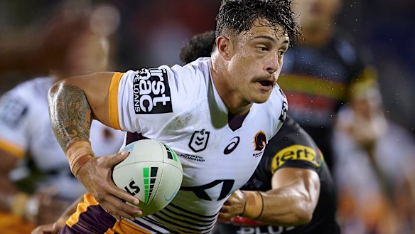 Kotoni Staggs is a power athlete, but Steve Renouf has warned him against focusing too much on Siosifa Talakai in their head-to-head battle on Thursday night.