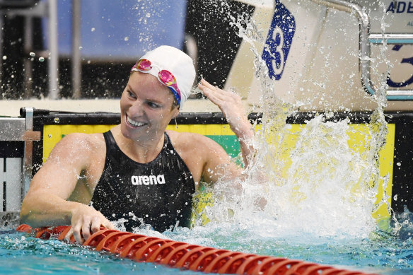 Emily Seebohm finished in second place in a time of 58.59s. 
